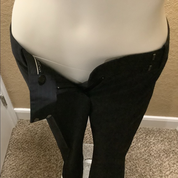 🛑 Ann Taylor Black Striped Slacks (Size 2) - Picture 5 of 7